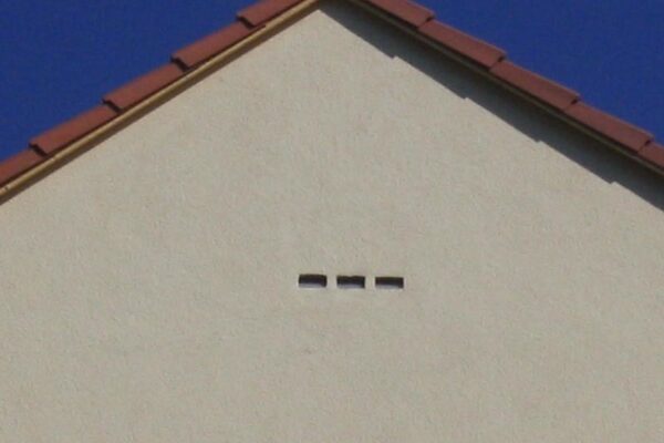 External ready-made & integrated bat boxes